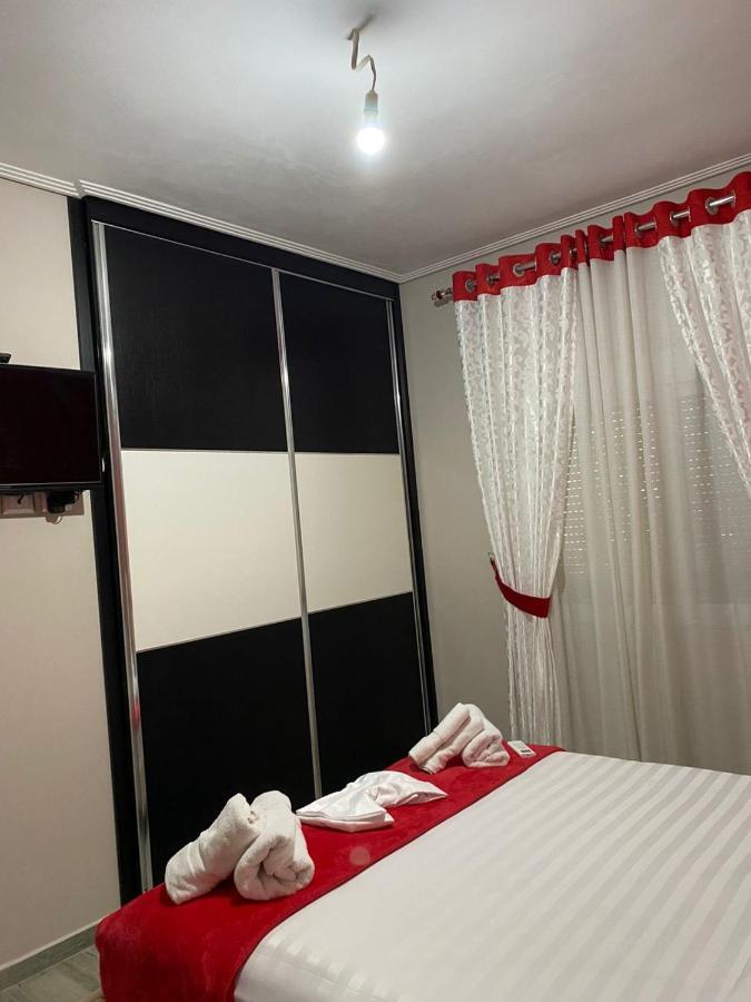 Vila Sinani Sarandë Exterior foto