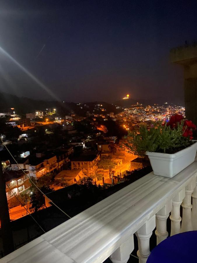 Vila Sinani Sarandë Exterior foto